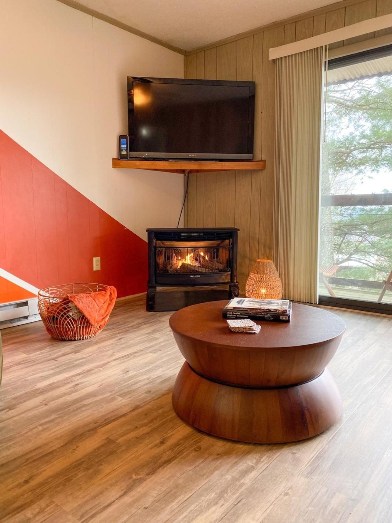 Cozy Retreat Just Minutes From Beech Mountain Villa Exterior photo